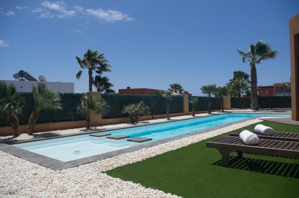 Villa La Marosca - Jacuzzi, Private Pool, 3 Bedrooms Caleta de Fuste Extérieur photo